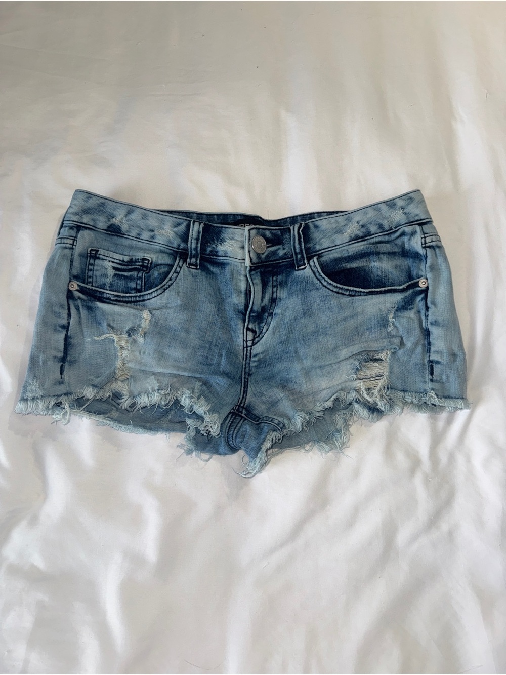 Express Low Rise Distressed Denim Cutoff Shorts Size 6